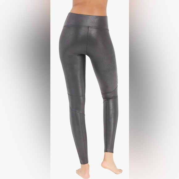 SPANX Faux Leather Moto Seamless Tummy Control - Contoured Leggings size Medium - Picture 3 of 8